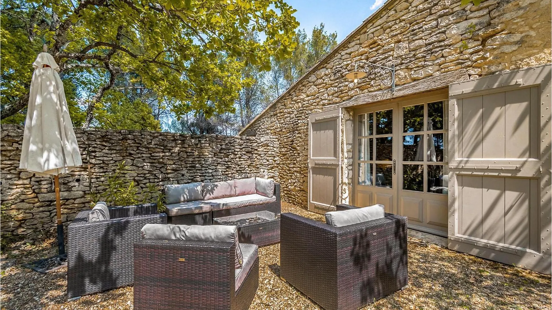 Lovely Home In Lacoste With Kitchen Lacoste (Vaucluse)